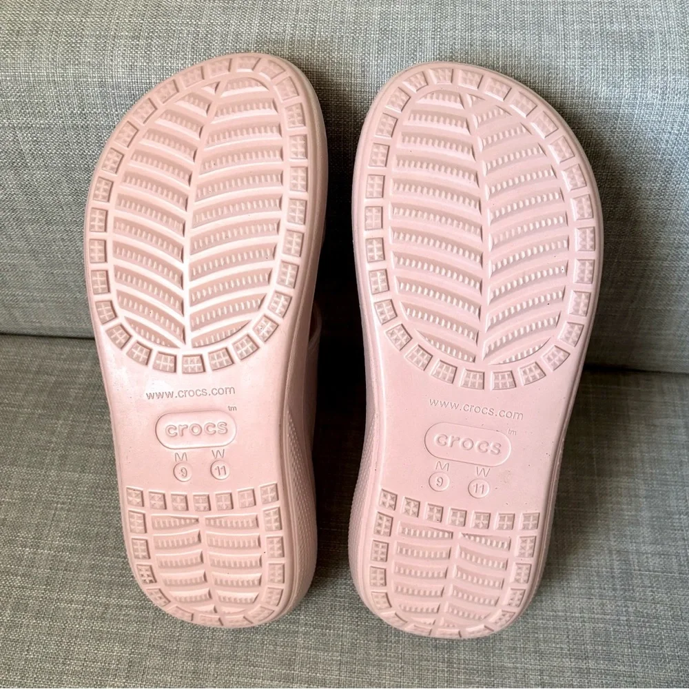 Crocs Crush Metallic Slide Sandals - Picture 4 of 5